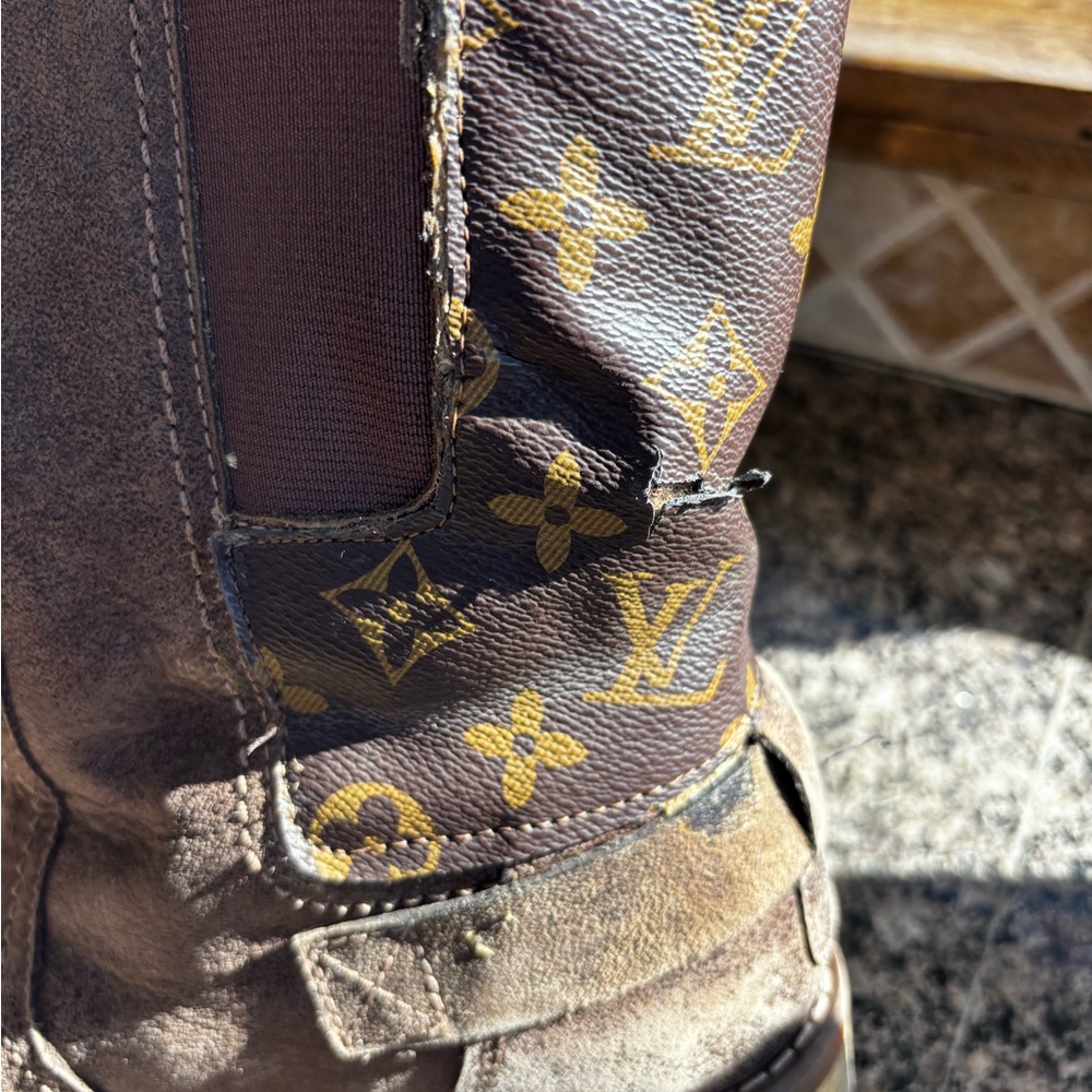Timberland custom boots with Louis Vuitton detail - Picture 10 of 11